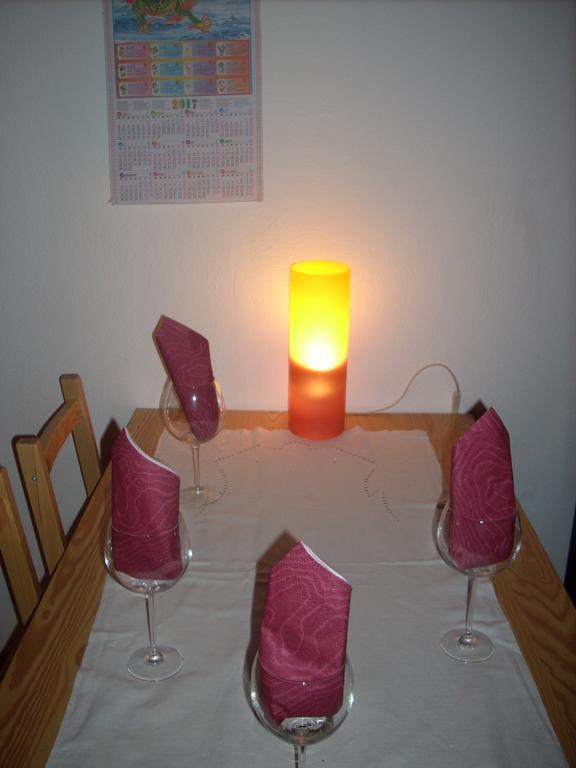 Ferienwohnung Lahntal/Taunus Huttenberg Buitenkant foto