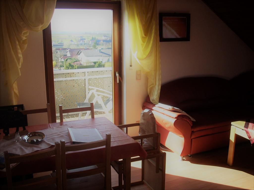 Ferienwohnung Lahntal/Taunus Huttenberg Buitenkant foto